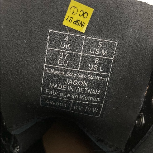 Dr. Martens Black Shiny Jadon Leather Lace-Up Boots - Picture 9 of 9